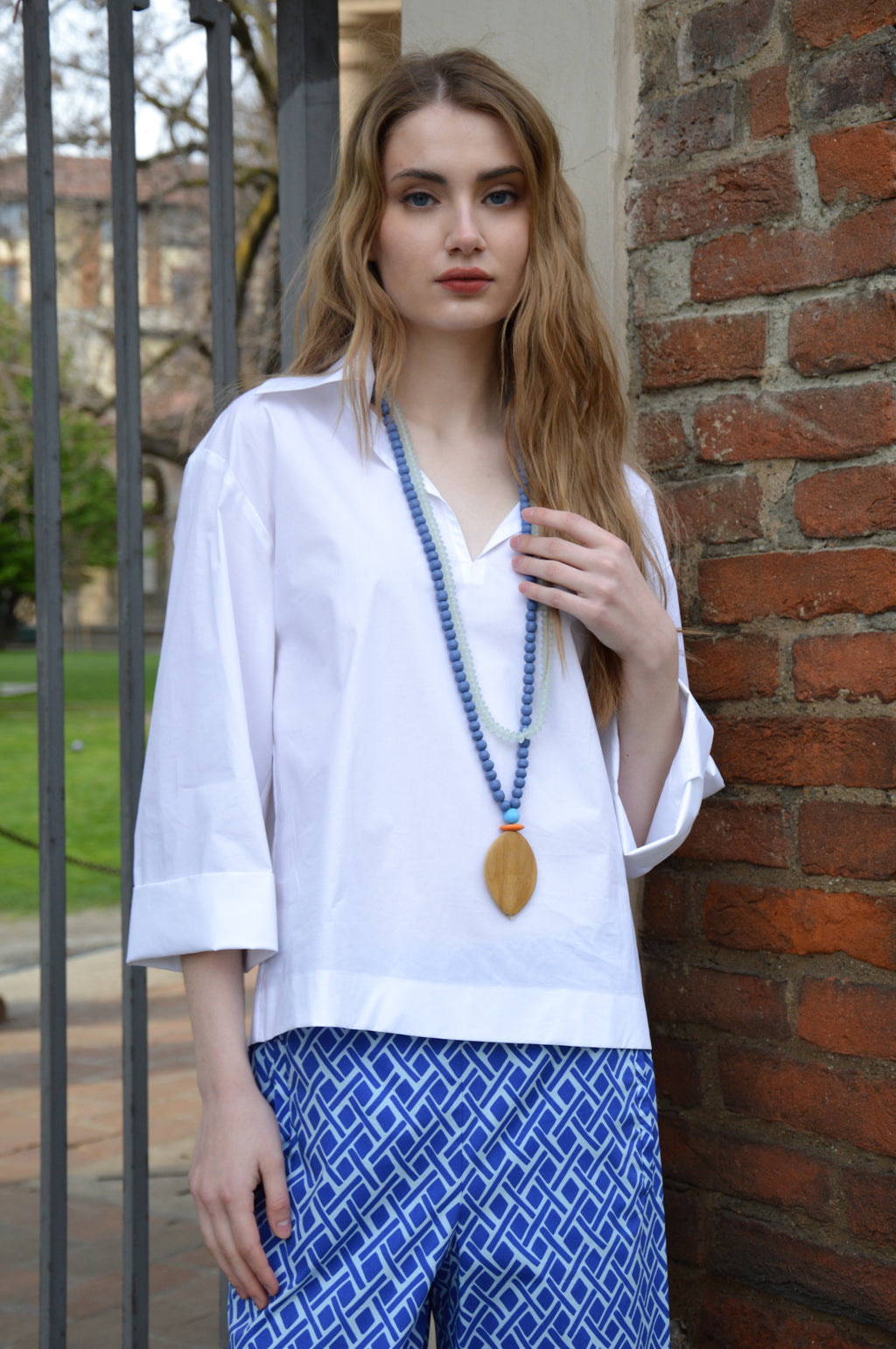 Camicia over scollo V - Niù