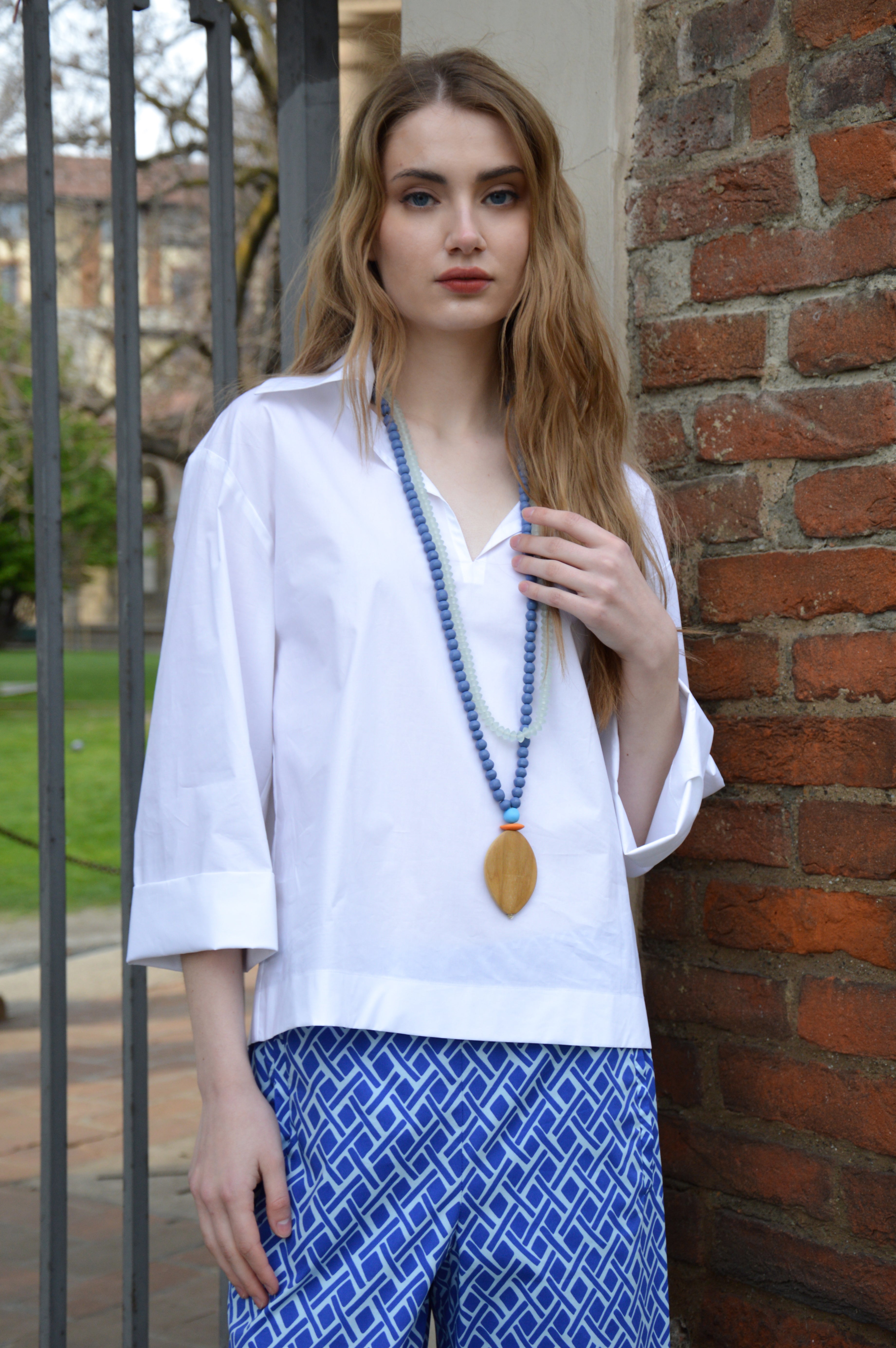 Camicia over scollo V - Niù