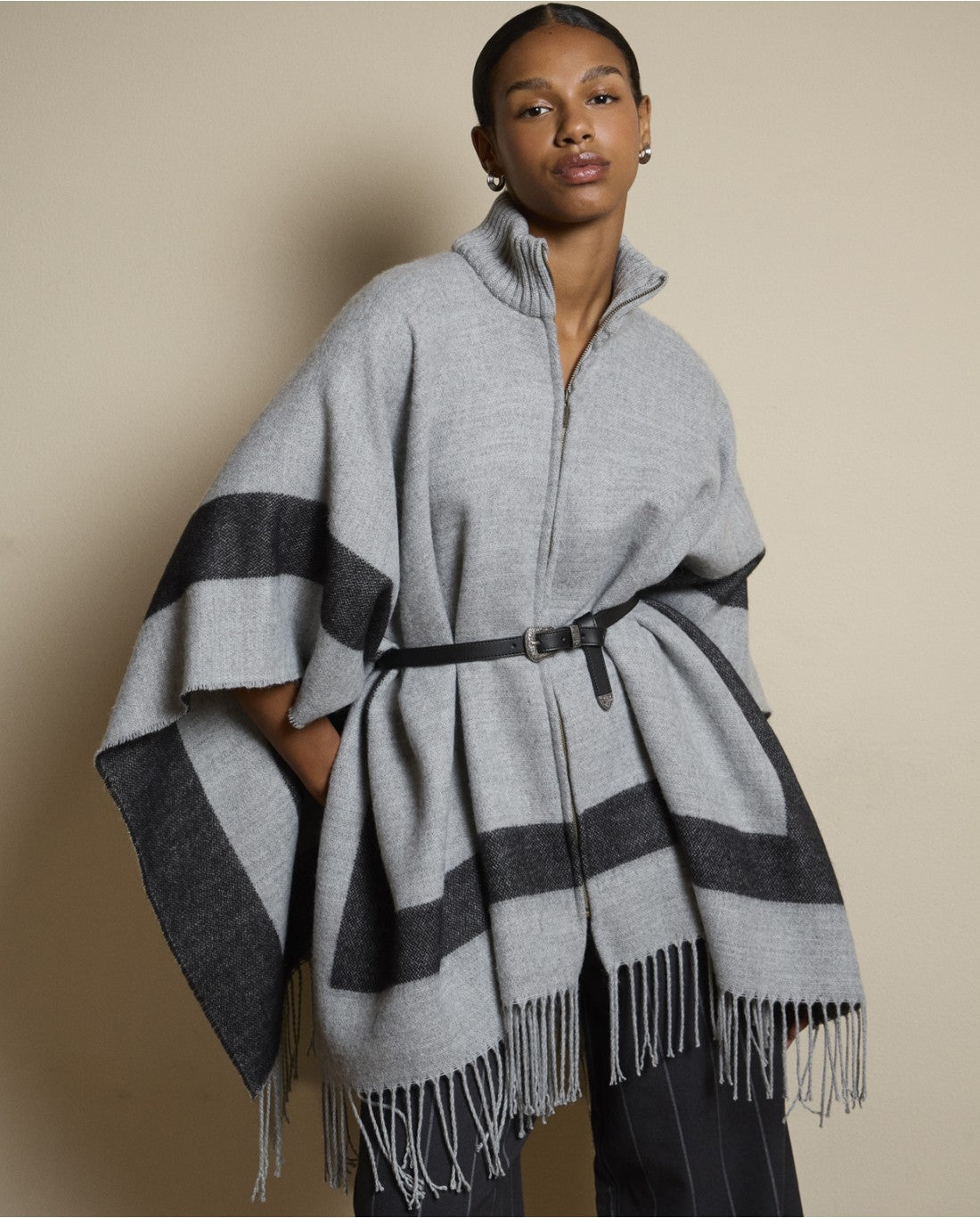 Poncho con frange - Surkana