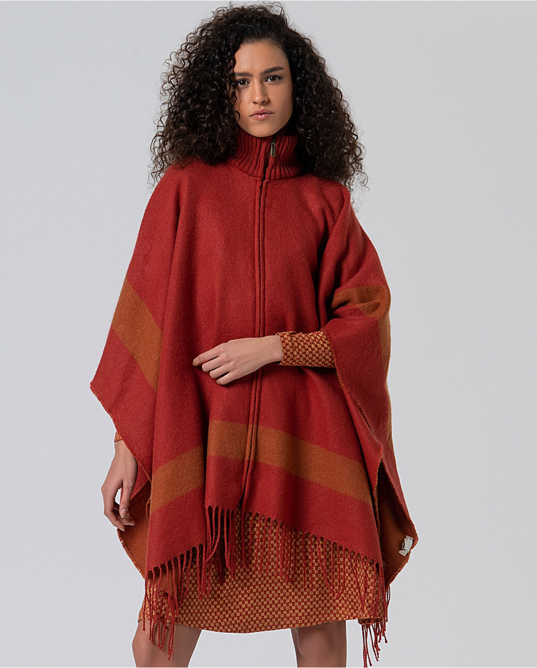 Poncho con frange - Surkana