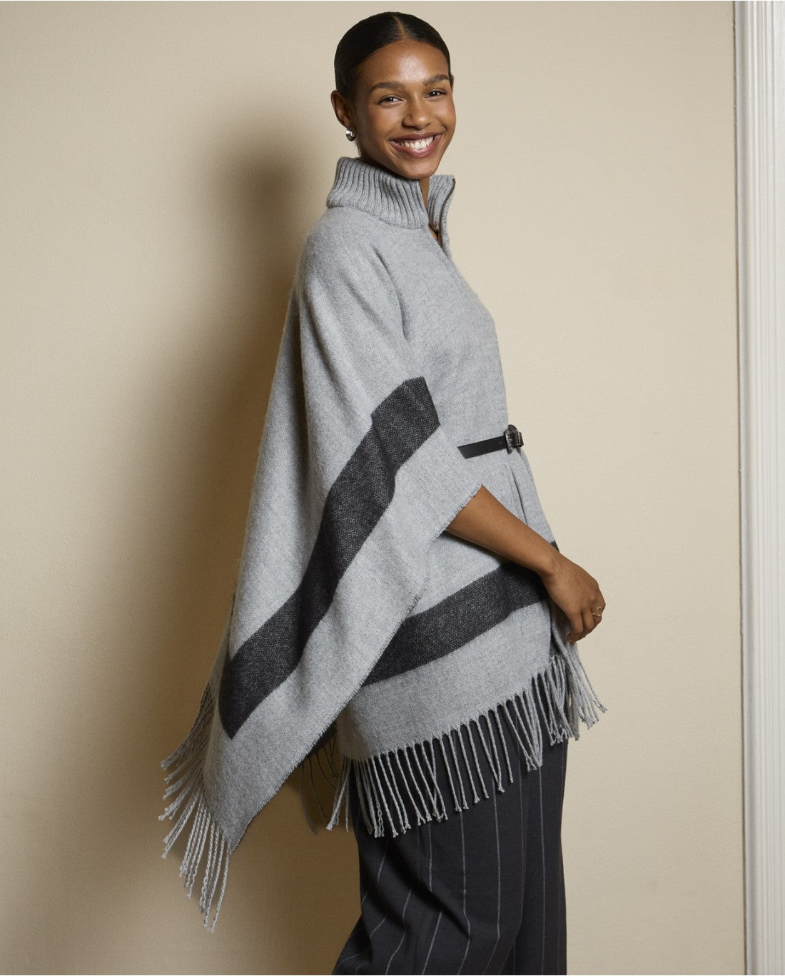 Poncho con frange - Surkana