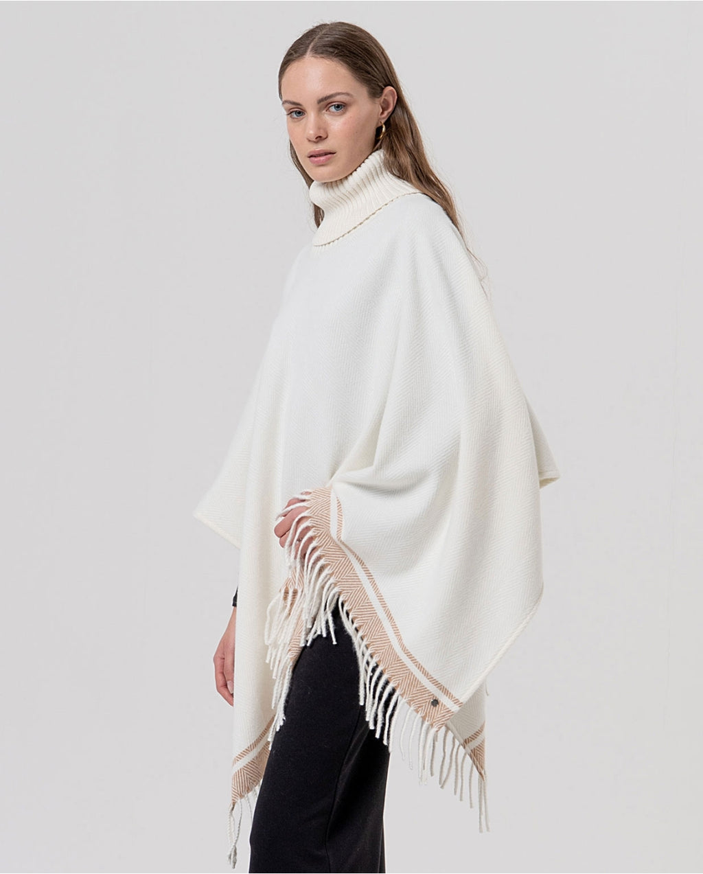 Poncho in maglia - Surkana