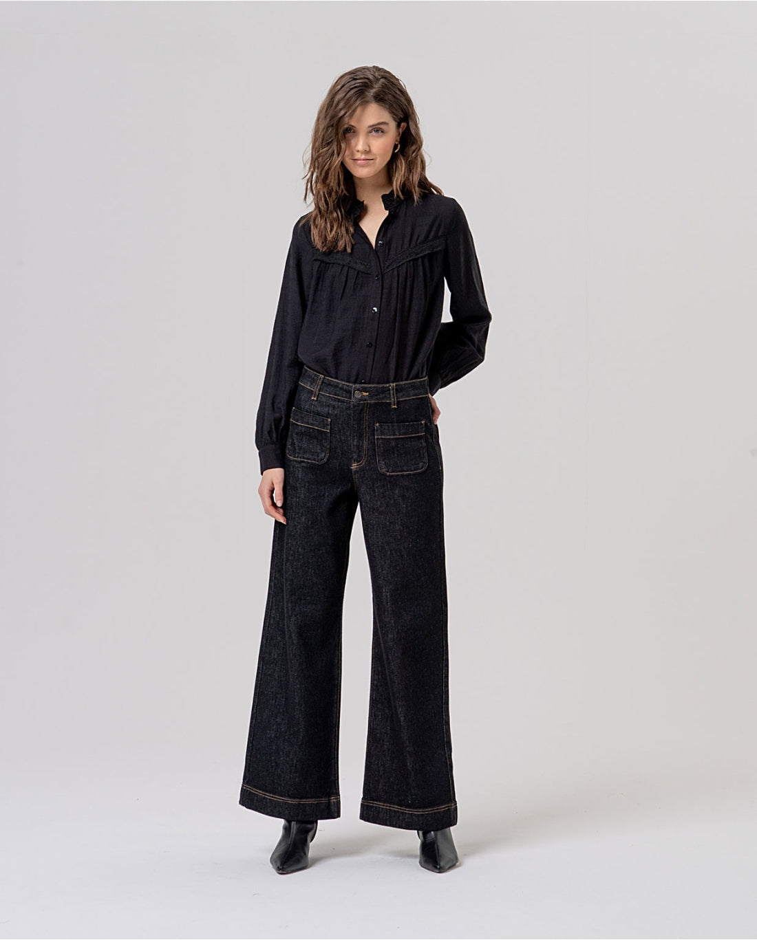 Jeans ampi con tasche - Surkana