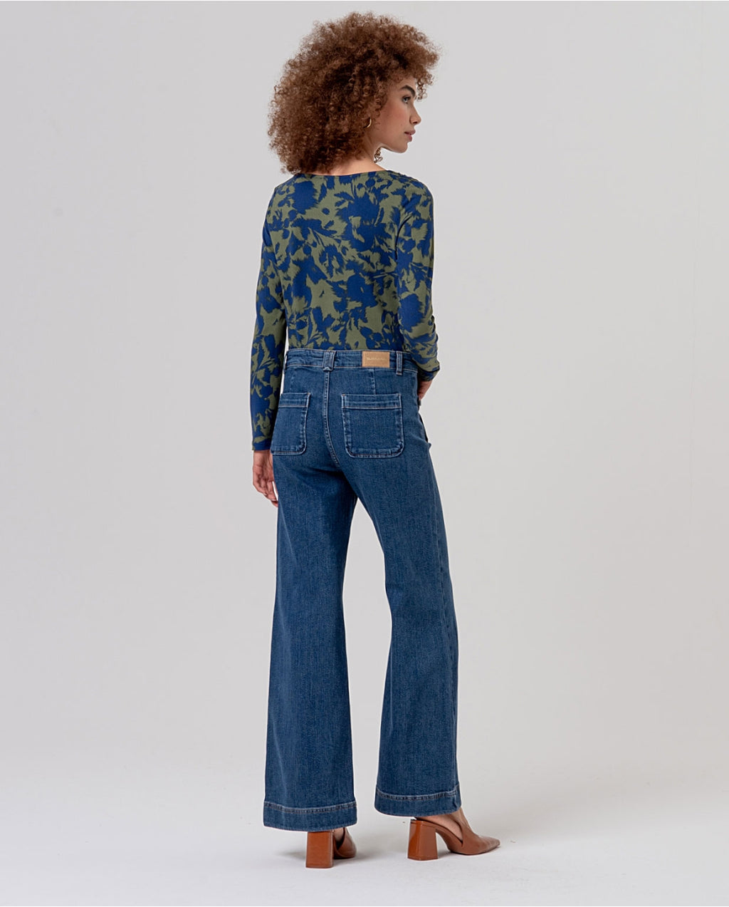 Jeans ampi con tasche - Surkana