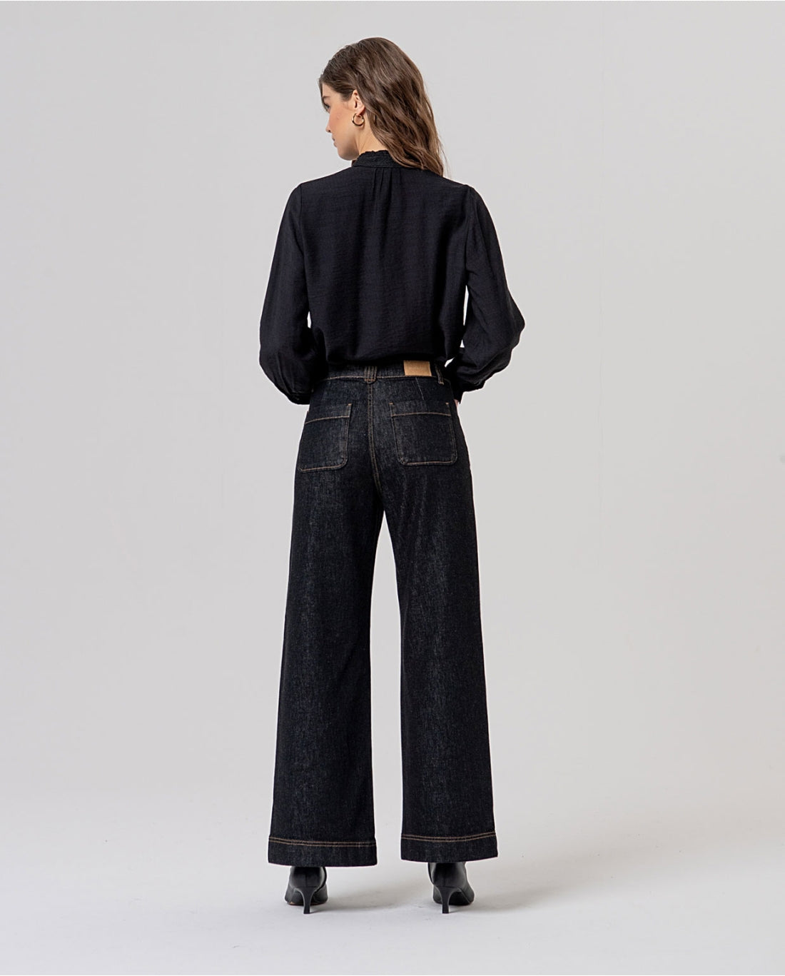 Jeans ampi con tasche - Surkana