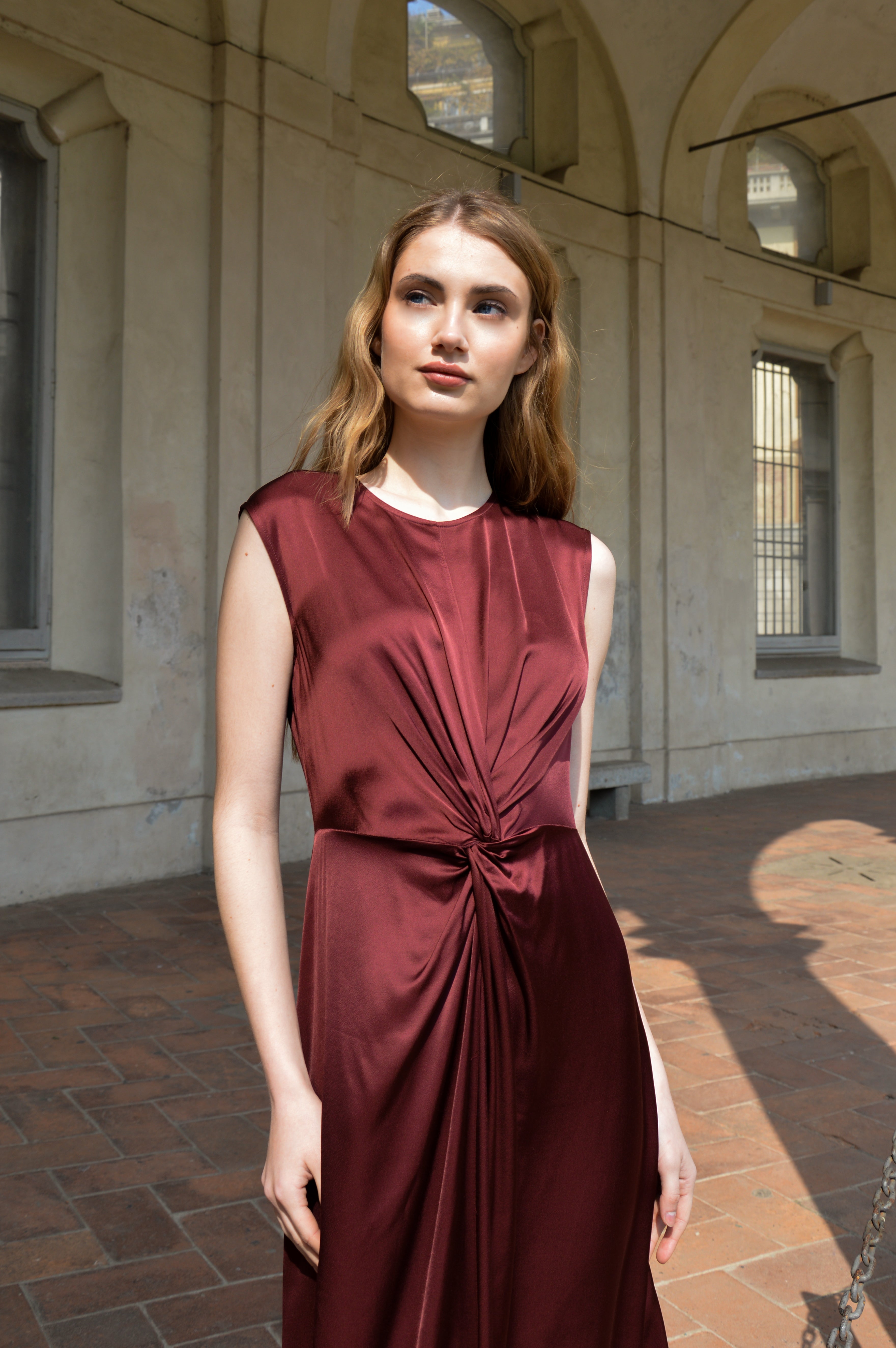 Abito con nodo - Ottod'Ame