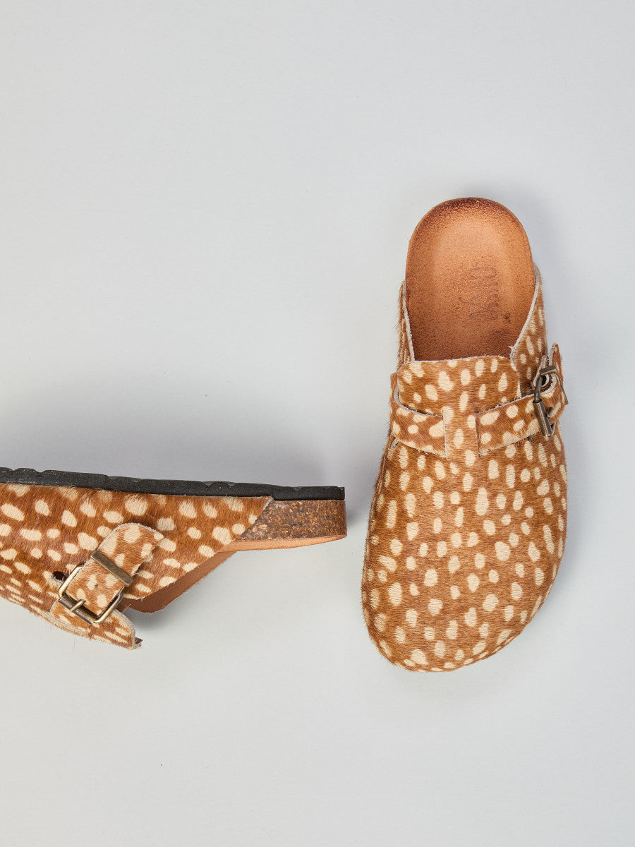 Mules In Cavallino - Ovyè