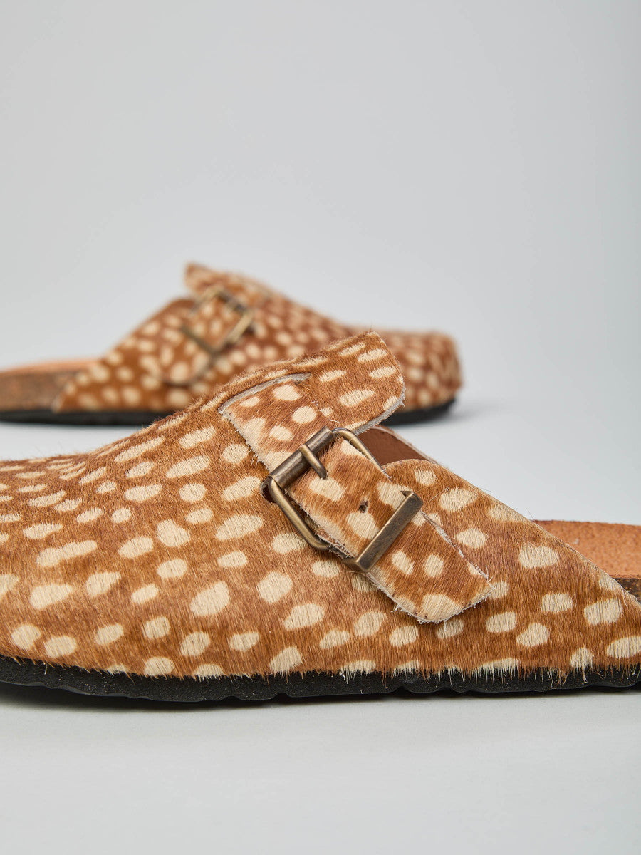 Mules In Cavallino - Ovyè